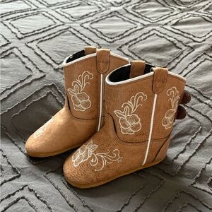 Brown and White Western Boots with Embroidery